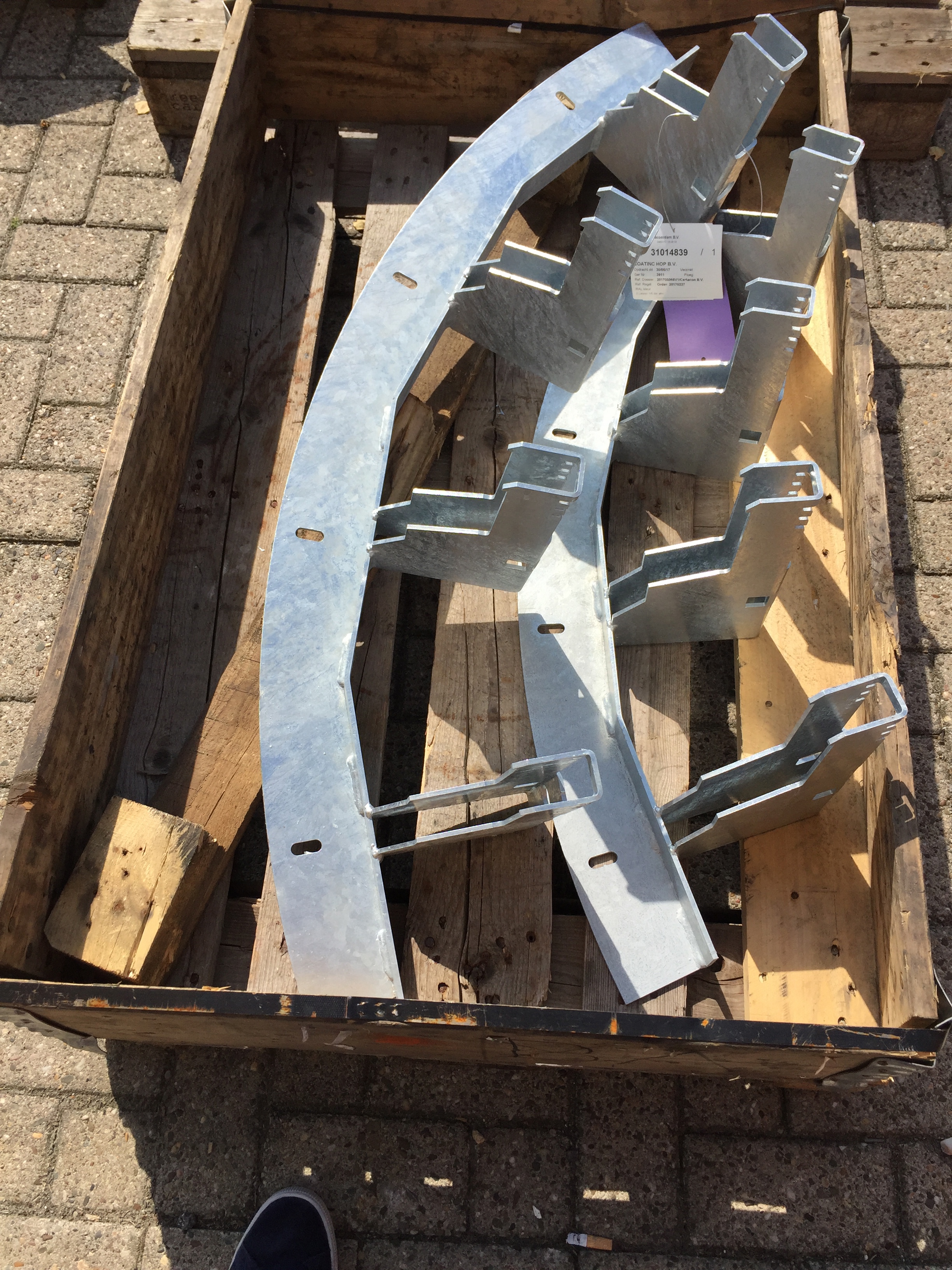 Geveldrager voor rond metselwerk